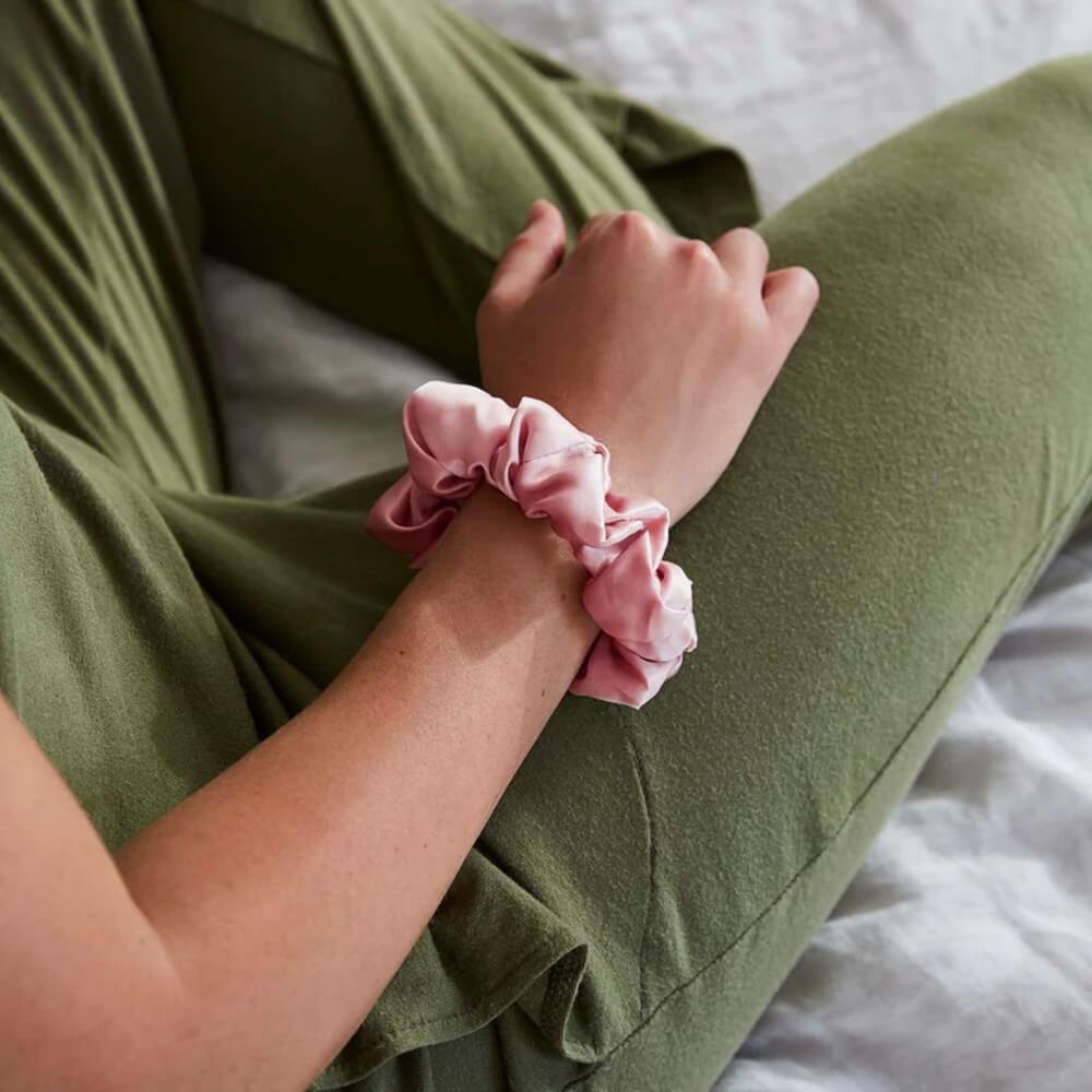 3 Pack Mulberry Silk Scrunchies Hair Ties Elastics Hair Band Ponytail Holder Bobble for Frizz Breakage Curly Hair