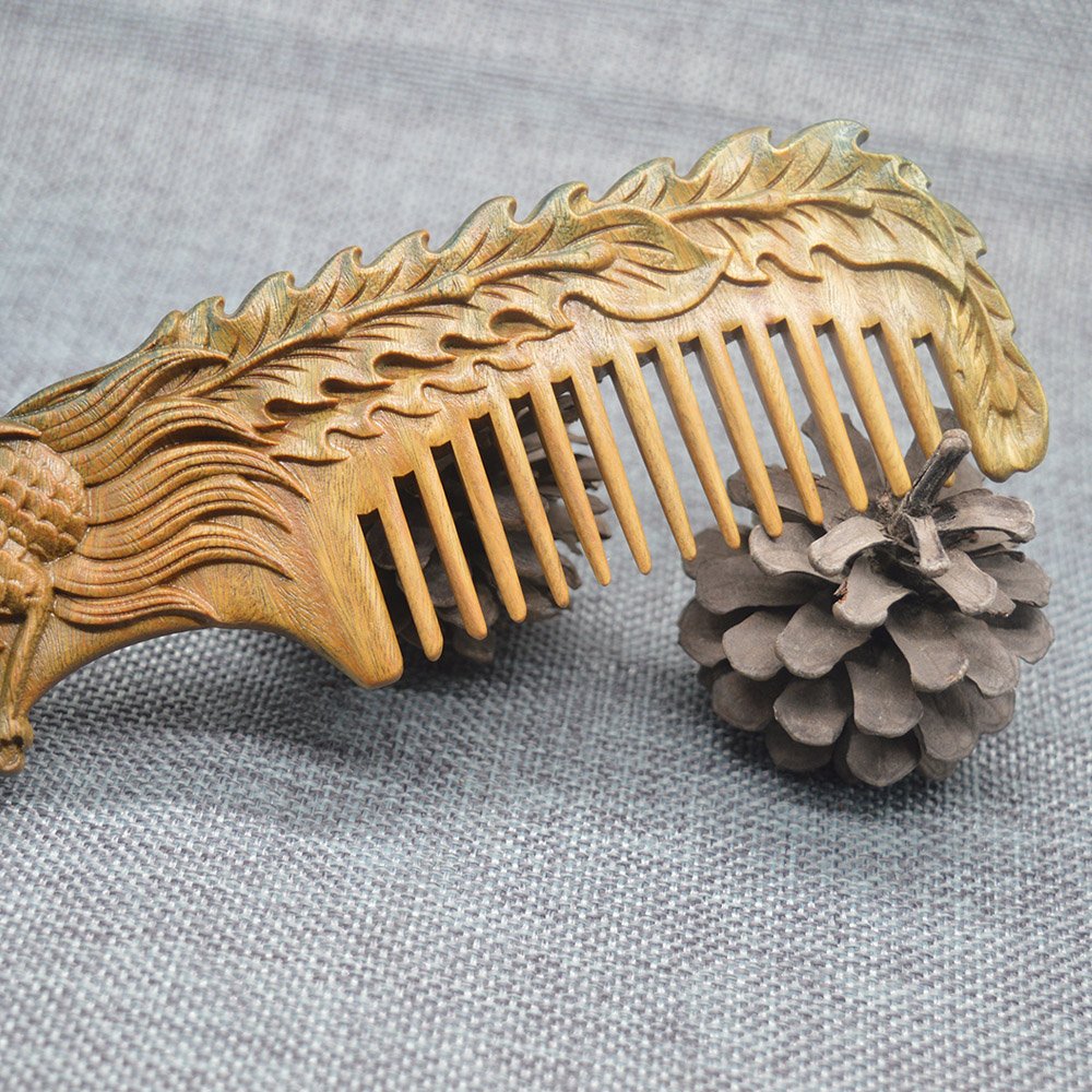 Natural Sandalwood Carved Comb Handcrafted Wooden Hair Comb for Detangling and Massage